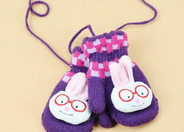 双层针织加厚挂脖儿童手套 方格卡通图案的冬日暖趣